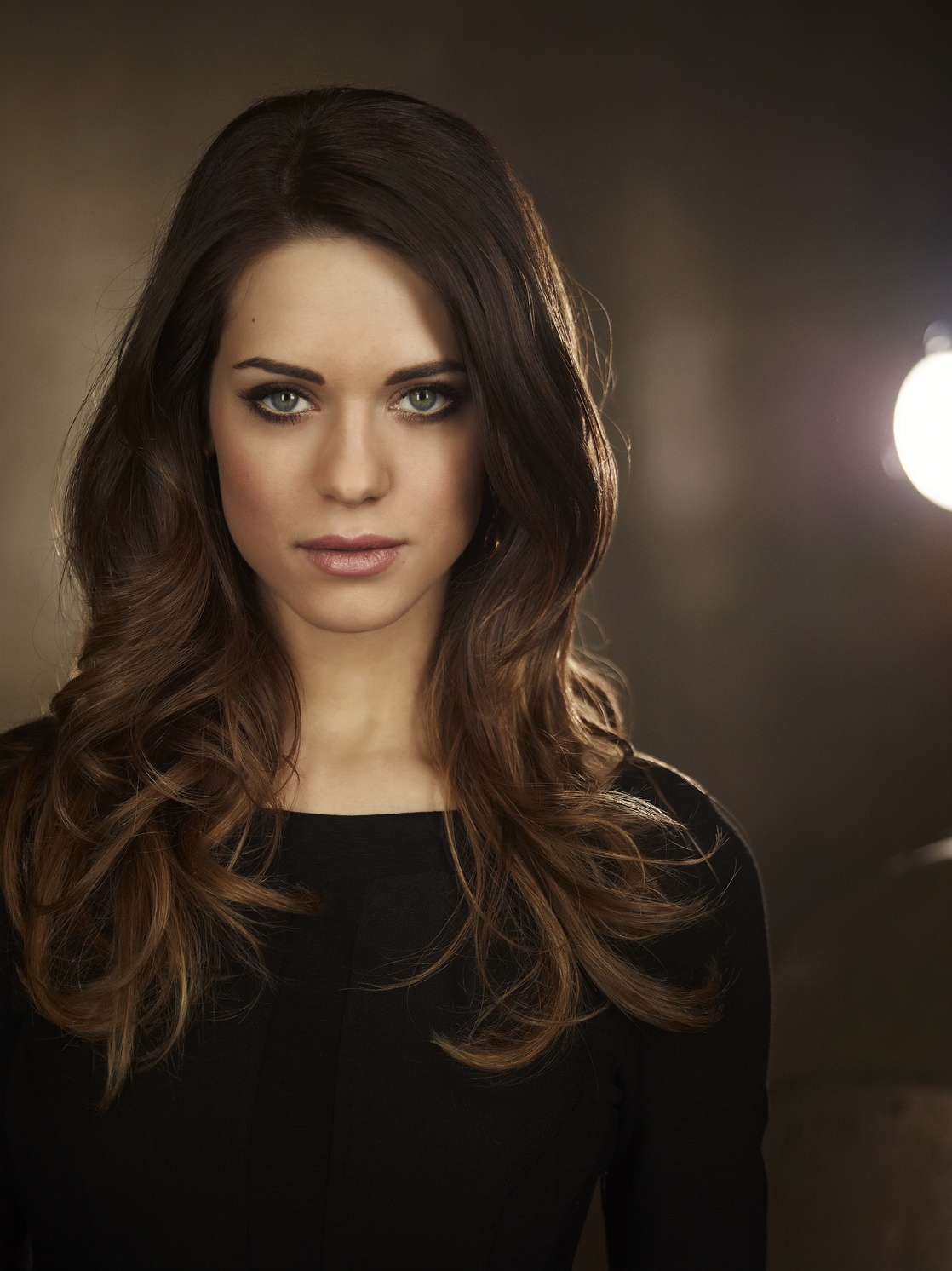 Dark Hair Actresses